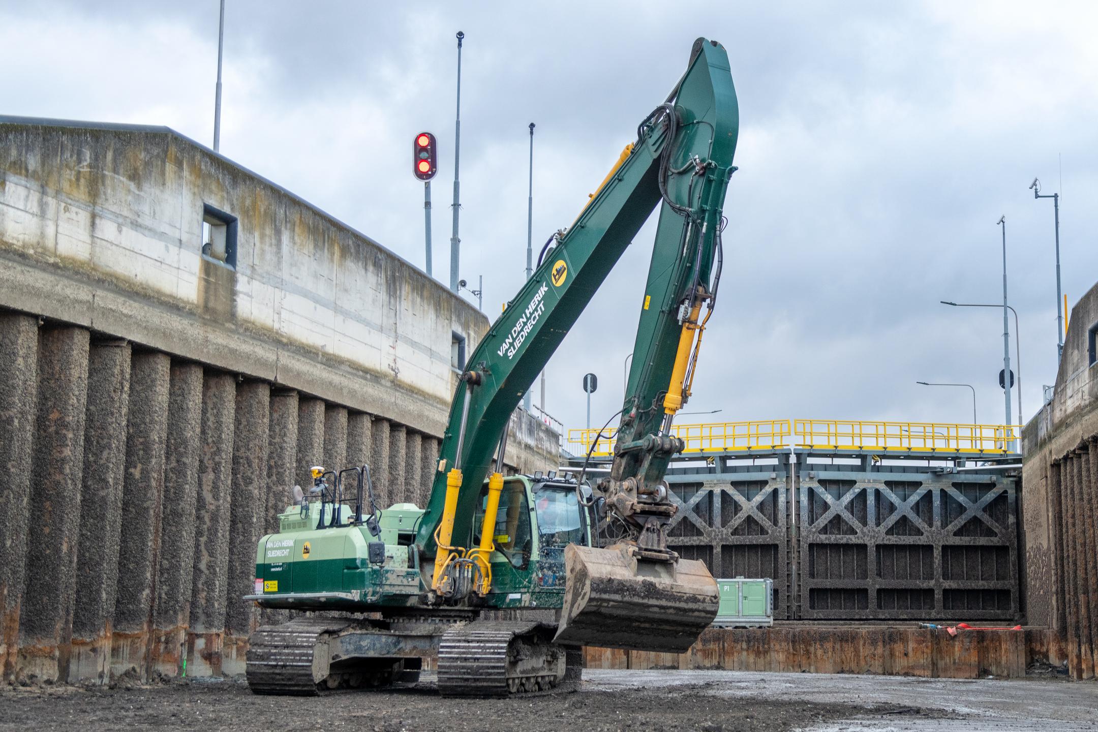 Werken in de sluis